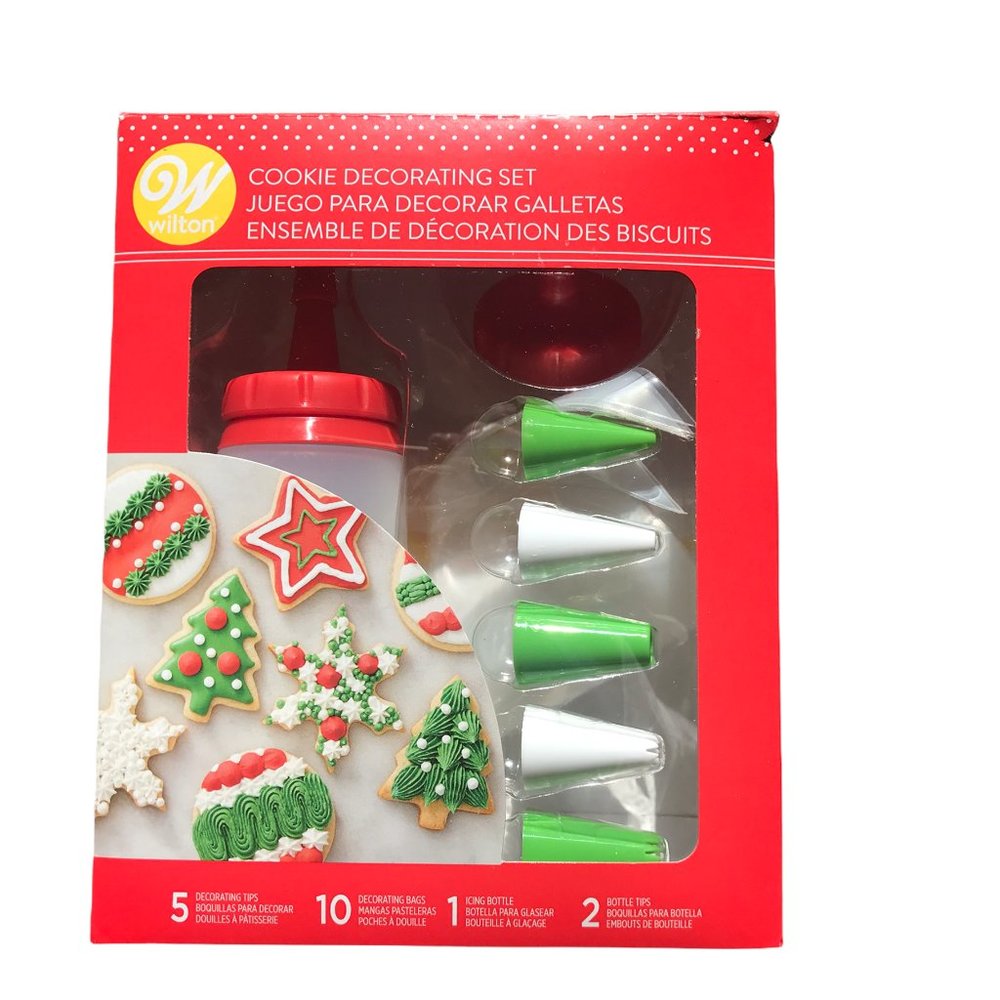 New WILTON Frosting Decorating Kit with Tips Bottle, Bags for Cookies, Cakes